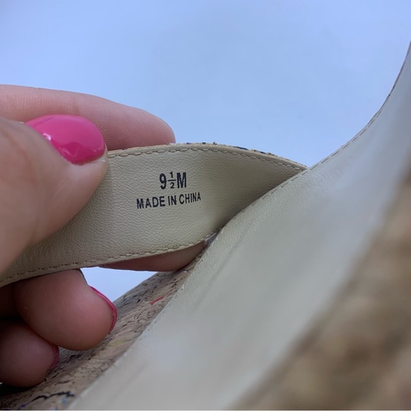 PELLE MODA NISHA wedge sandals ankle strap size 9.5M - Picture 9 of 9